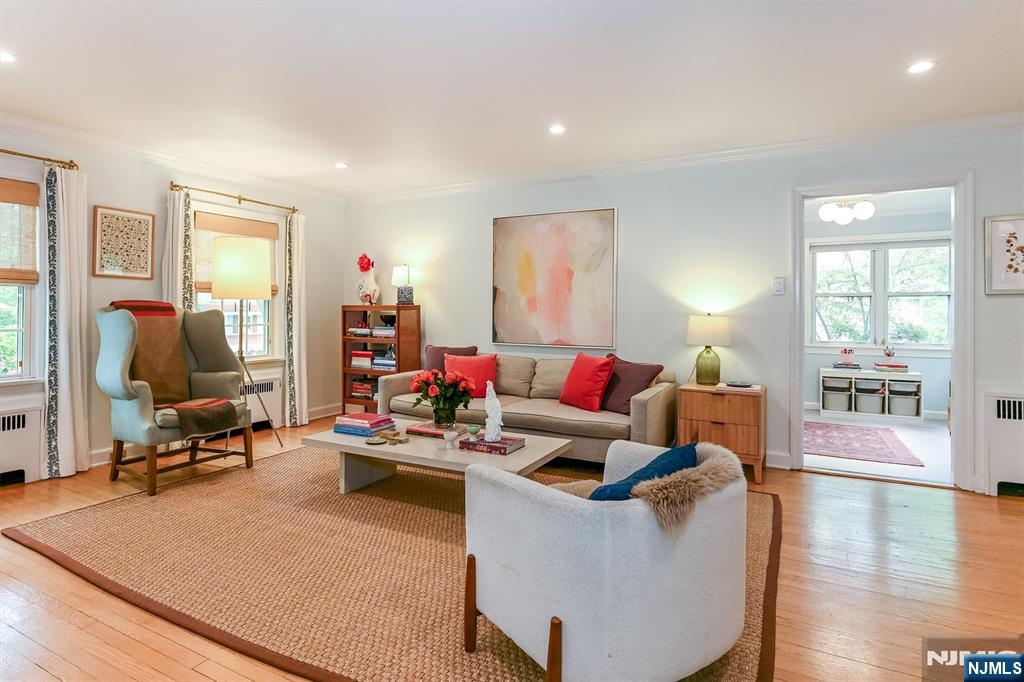 60 Clinton Road Glen Ridge, NJ 07028 - Photo 11 of 44