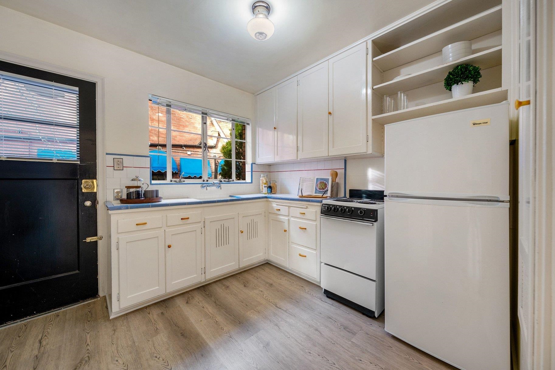 512 Humboldt Street Reno, NV 89509 - Photo 7 of 28