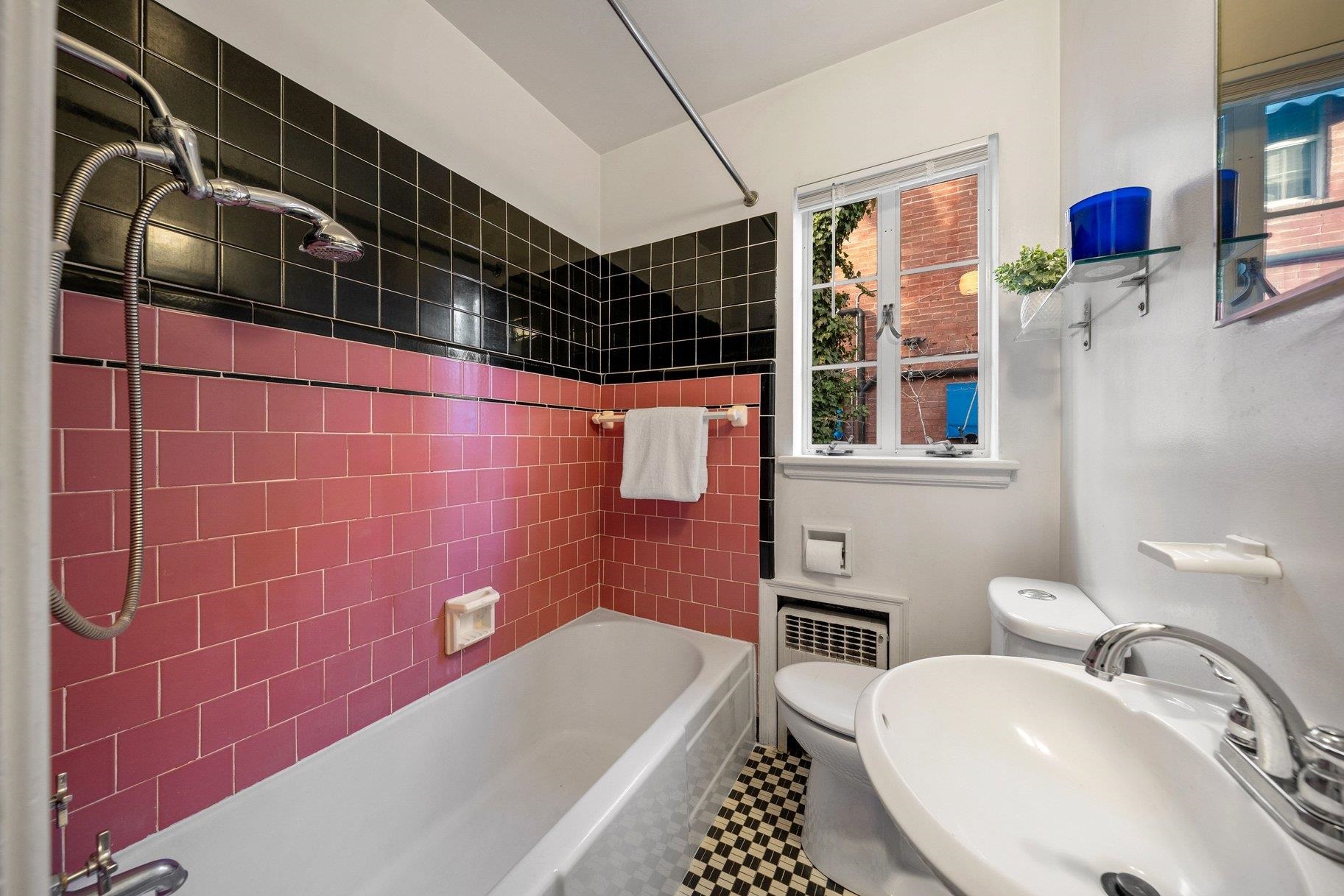 512 Humboldt Street Reno, NV 89509 - Photo 9 of 28