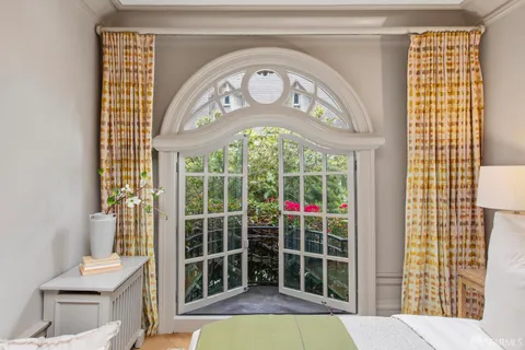 $2,500,000 | 1242 Sacramento Street, Unit 1, San Francisco, CA 94108