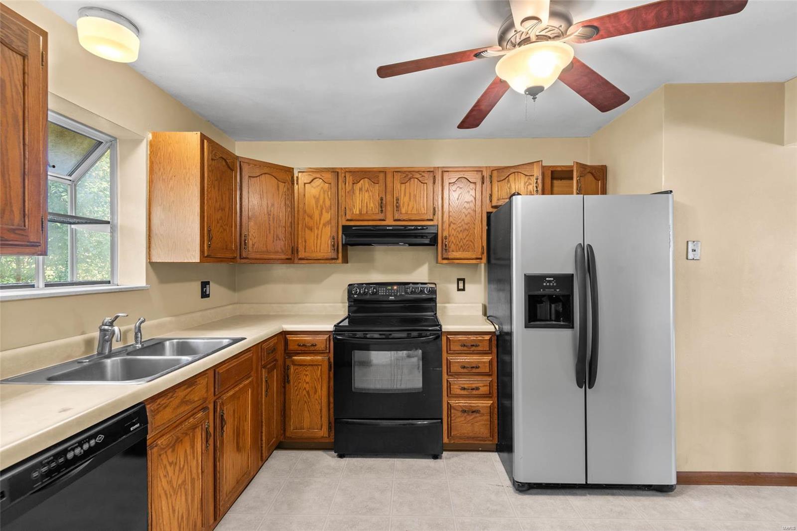 39 Innsbruck Lane Shiloh, IL 62221 - Photo 7 of 24 Gallery Image 7