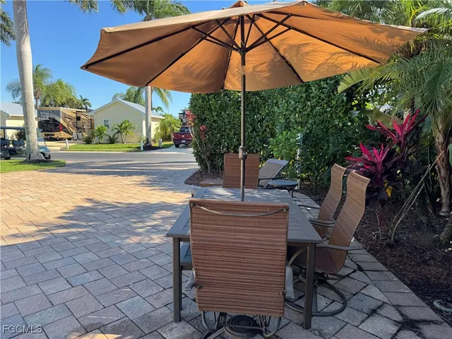 a view of outdoor space yard and patio