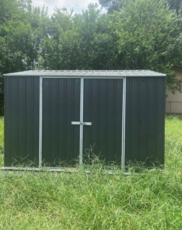 314 New Mexico Street Houston, TX 77029 - Photo 6 of 6 a view of a backyard