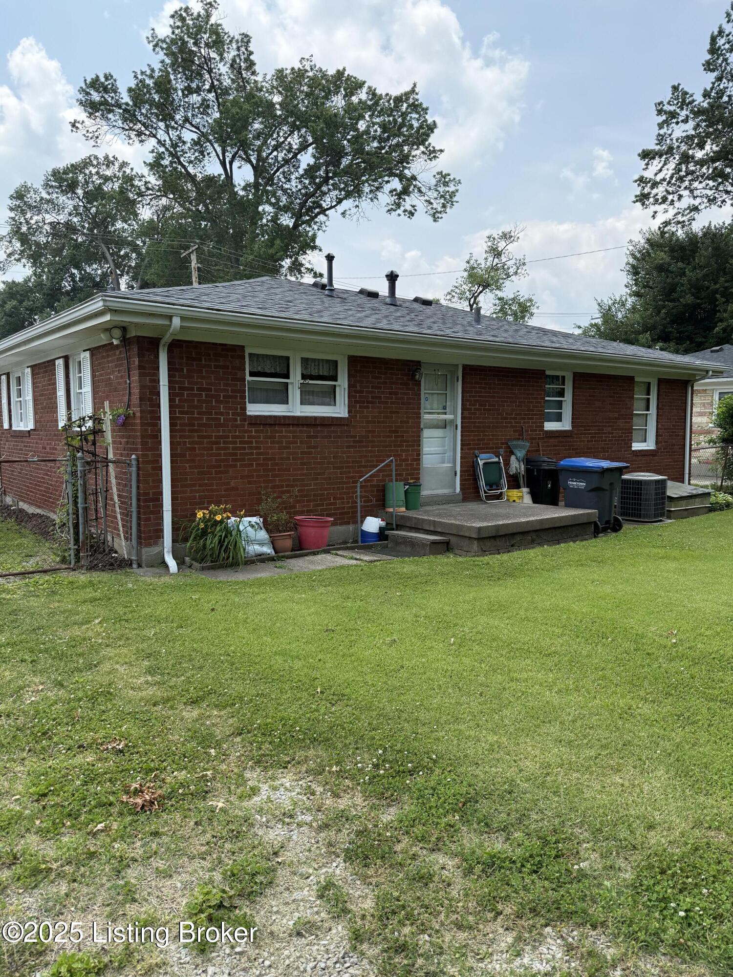 5009 Maryman Road Louisville, KY 40258 - Photo 14 of 15 IMG_6639