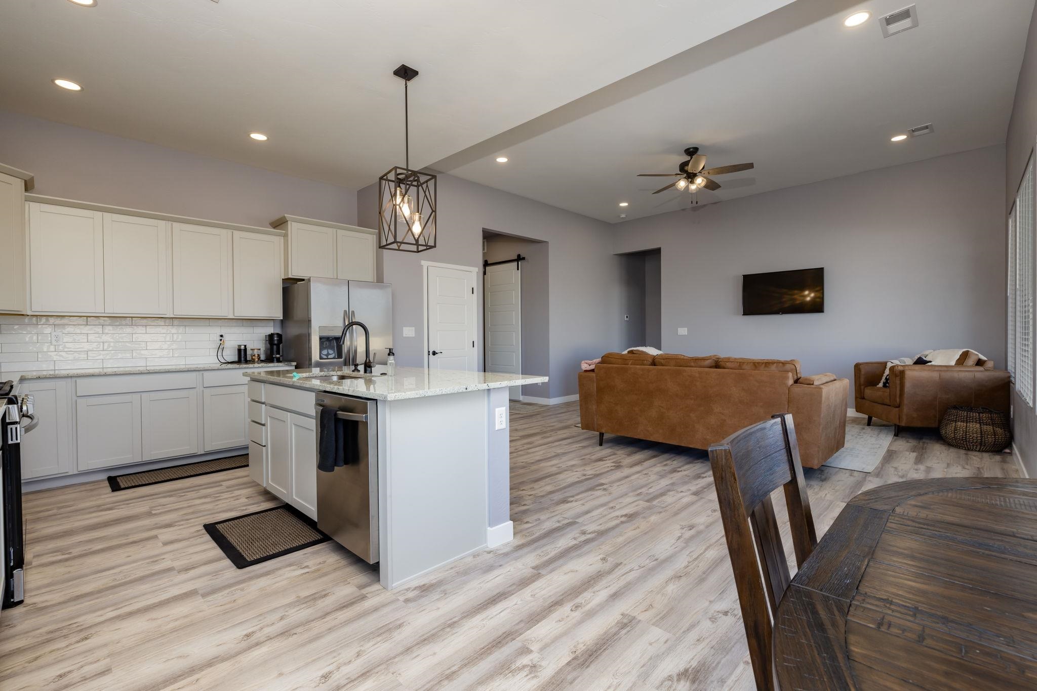 3313 E Road Clifton, CO 81520 - Photo 7 of 26 Gallery Image 7