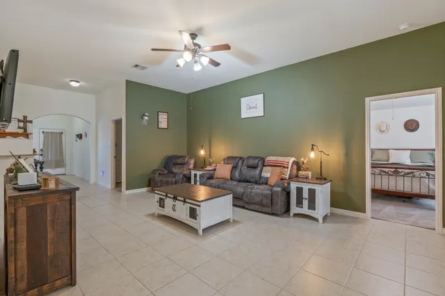 $250,000 | 7510 Fettle Lane, Conroe, TX 77304