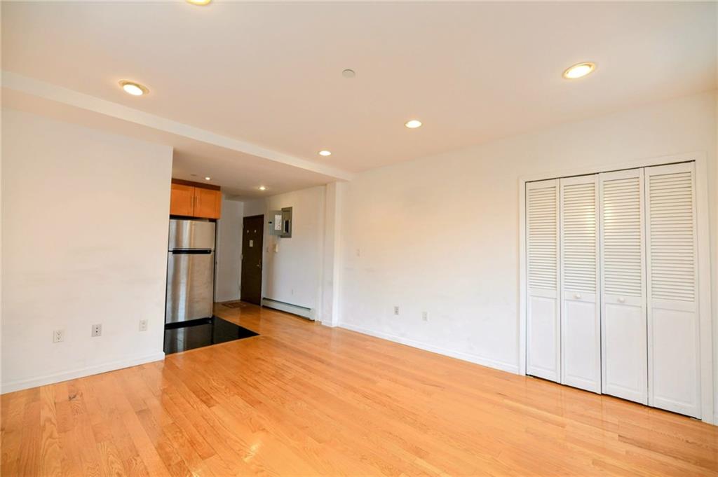 69 Bay 20th Street, Unit 3A Brooklyn, NY 11214 - Photo 11 of 23