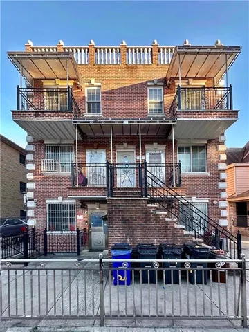 $749,900 | 69 Bay 20th Street, Unit 3A | Bath Beach