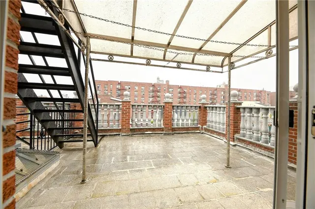 $749,900 | 69 Bay 20th Street, Unit 3A | Bath Beach