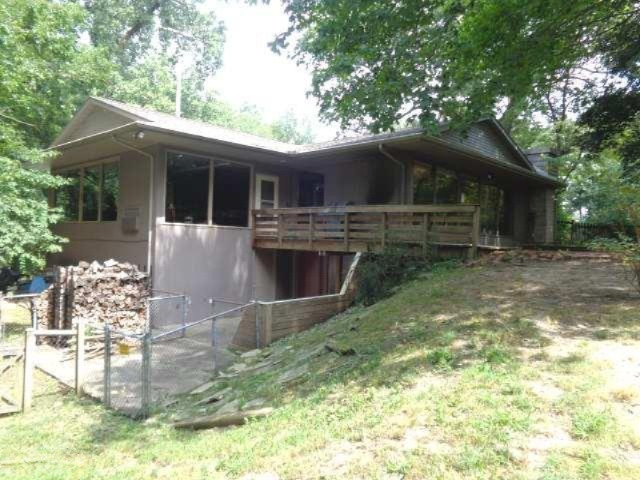 3611 Chamberlain Road Buchanan, MI 49107 - Photo 5 of 20 Side & front