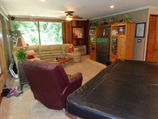 3611 Chamberlain Road Buchanan, MI 49107 - Photo 10 of 20 Family room