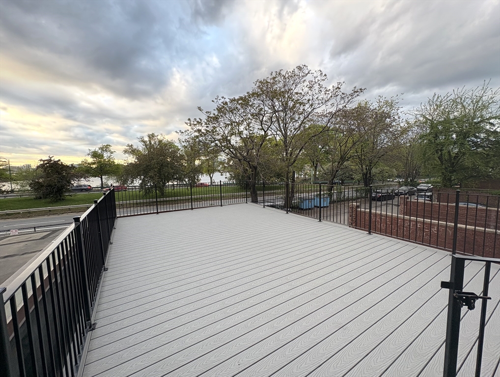 464 Beacon Street, Unit 3R Boston, MA 02115 - Photo 8 of 11