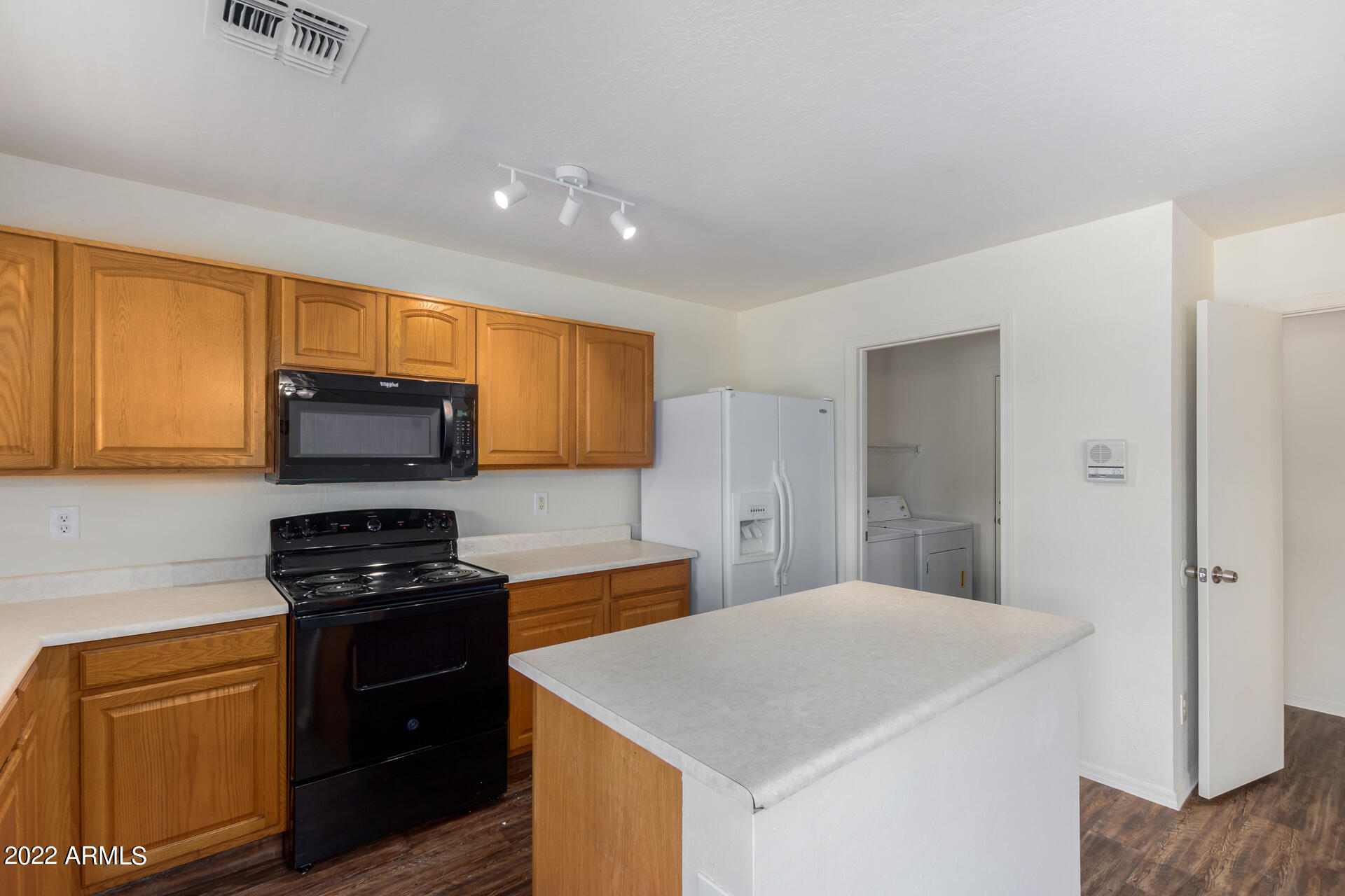 3151 West Fremont Rd. Phoenix, AZ 85041 - Photo 7 of 26 13 - Fremont