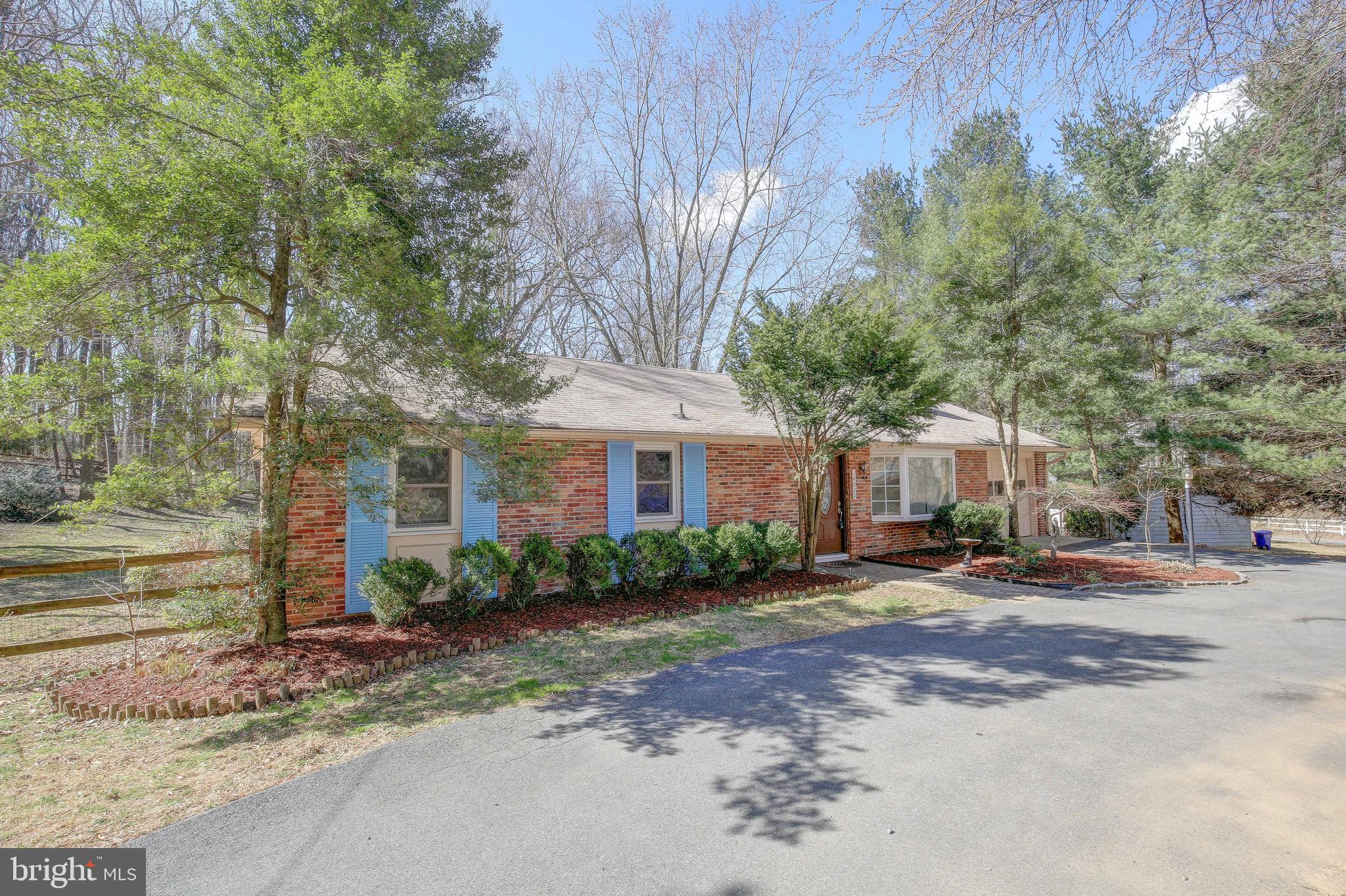 14020 Berryville Road Darnestown, MD 20874 - Photo 6 of 36 Gallery Image 6