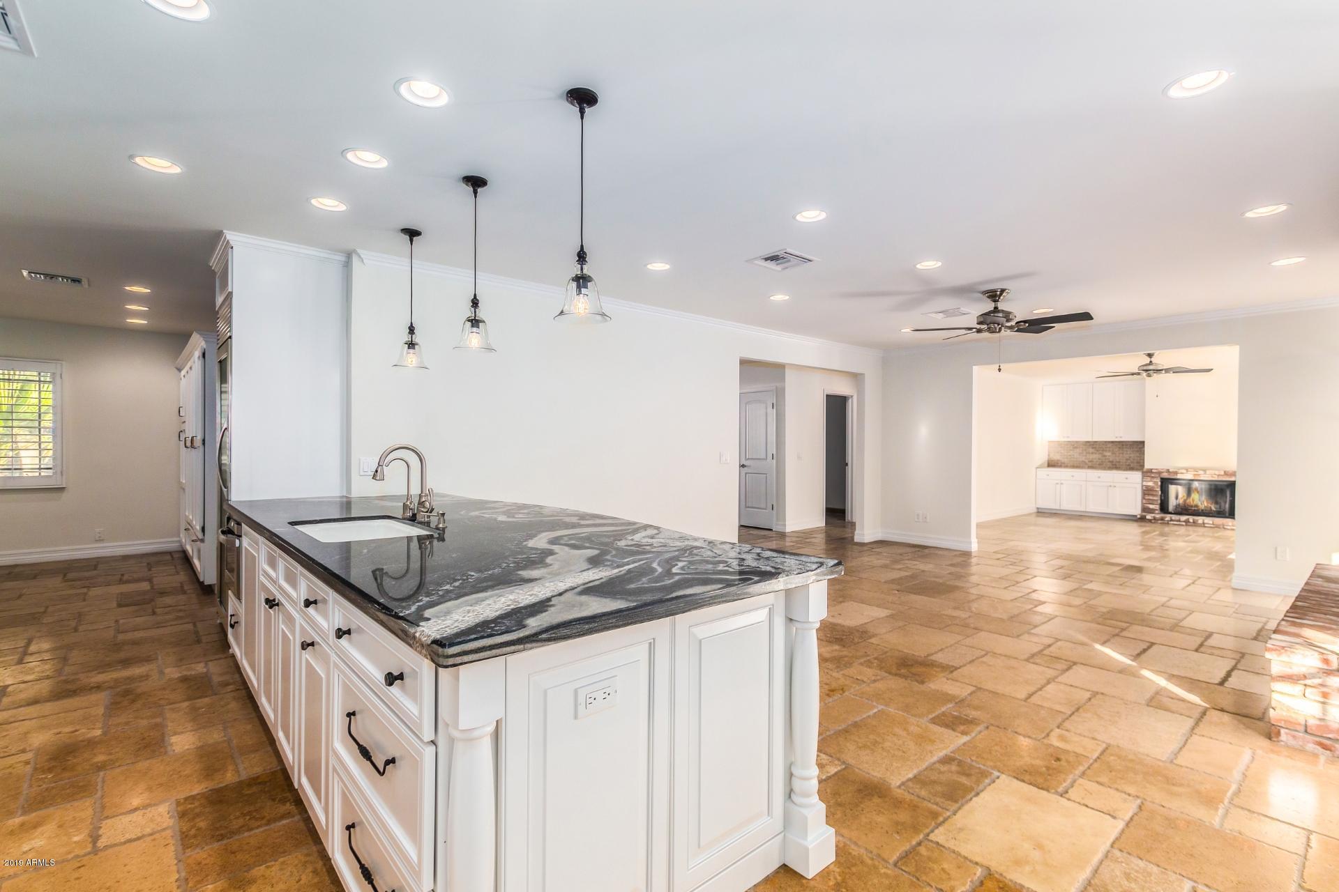 511 West McLellan Boulevard Phoenix, AZ 85013 - Photo 12 of 57 McLellan (27)