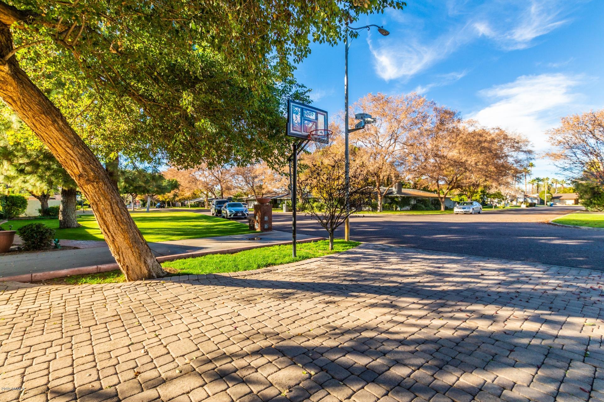 511 West McLellan Boulevard Phoenix, AZ 85013 - Photo 4 of 57 McLellan (5)