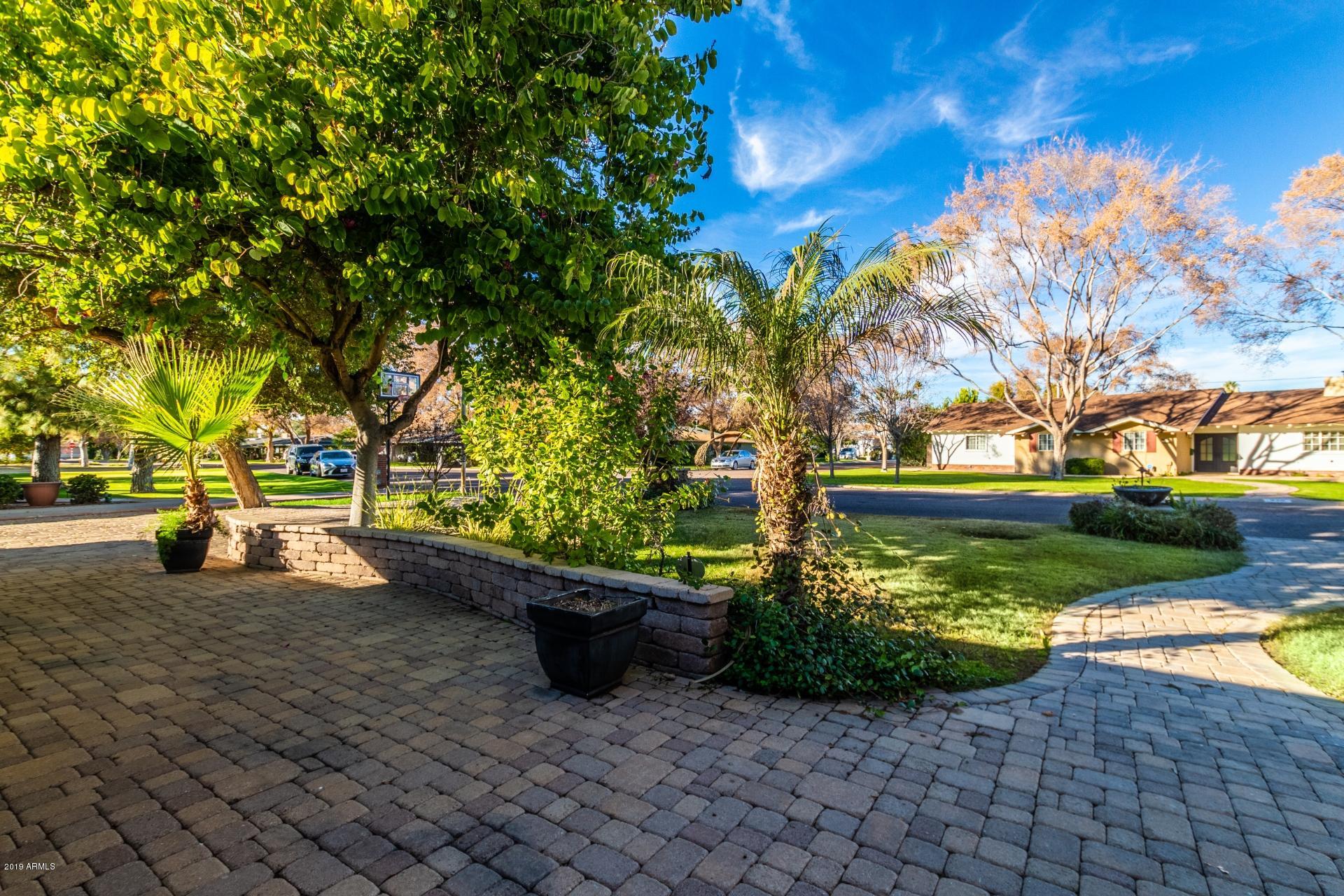 511 West McLellan Boulevard Phoenix, AZ 85013 - Photo 5 of 57 McLellan (7)