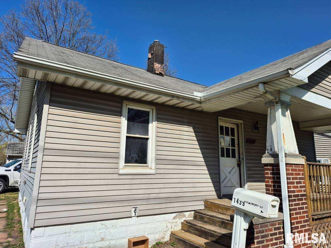 1439 North Jasper Street Decatur, IL 62526 - Photo 5 of 12 Gallery Image 5