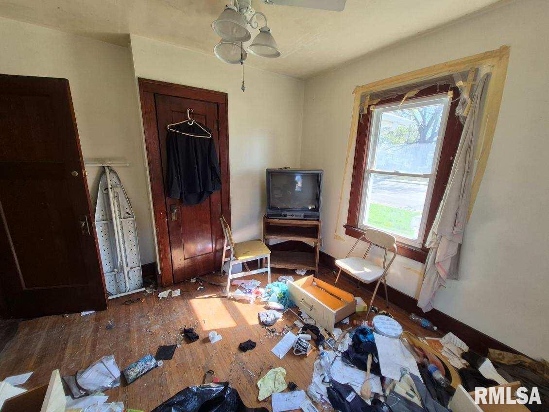 1439 North Jasper Street Decatur, IL 62526 - Photo 7 of 12 Gallery Image 7