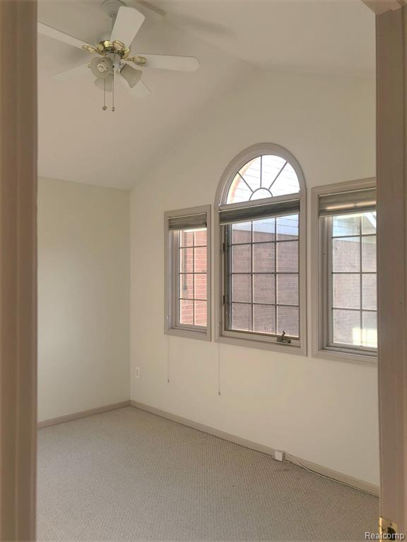 26218 Orchard Lake Road Farmington, MI 48334 - Photo 17 of 24