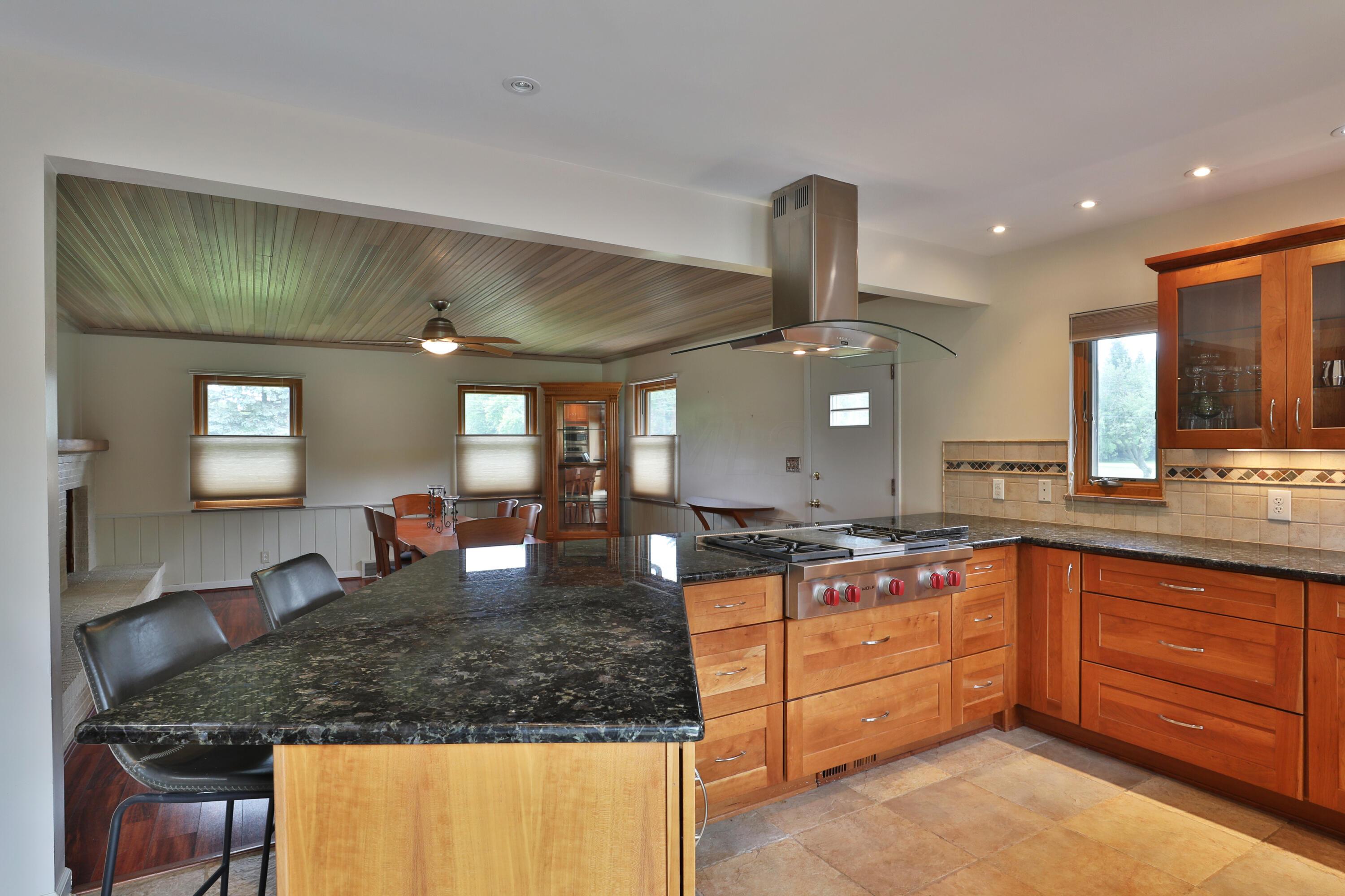 5925 Sinclair Road Columbus, OH 43229 - Photo 13 of 60 5925-Sinclair-15