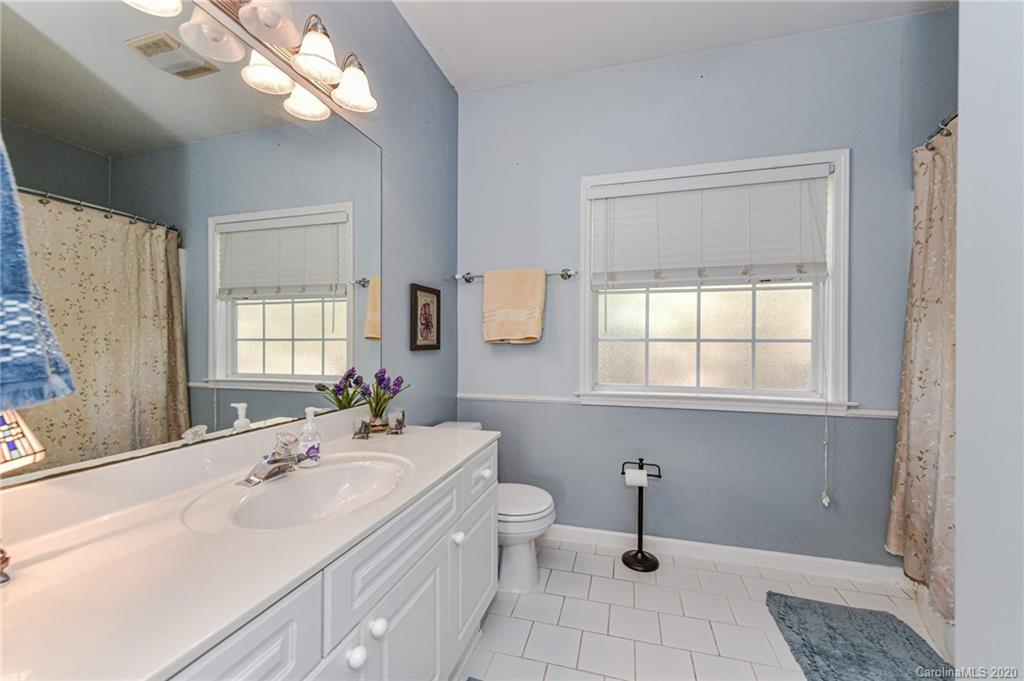 9104 Pitcairn Drive Tega Cay, SC 29708 - Photo 19 of 36