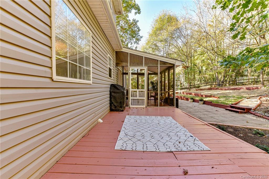 9104 Pitcairn Drive Tega Cay, SC 29708 - Photo 32 of 36