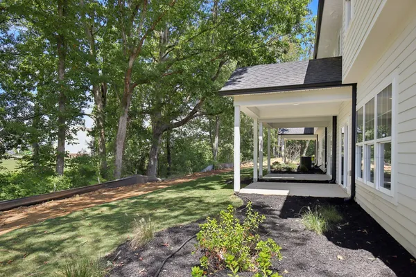 $364,900 | 1052 Stagecoach Drive, White House, TN 37188