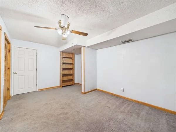 $239,000 | 611 Short Street, Knob Noster, MO 65336