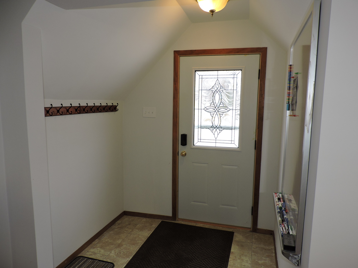 7749 79th Place Bridgeview, IL 60455 - Photo 3 of 19 a view of an front door