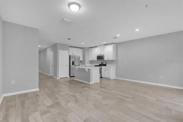 $2,300 | 232 Rustic Loop, Sanford, FL 32771