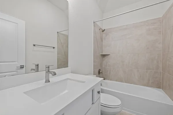 $377,990 | 3007 Myrtle Bch Lane, League City, TX 77573