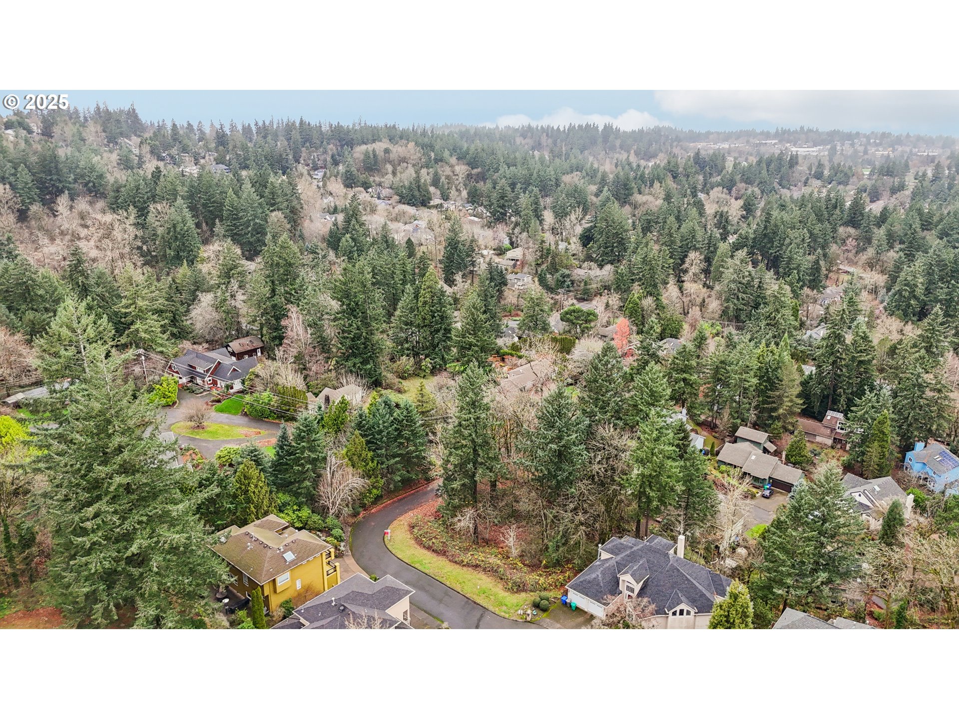3317 Southwest Parsons Court Portland, OR 97219 - Photo 14 of 15 a view of a city