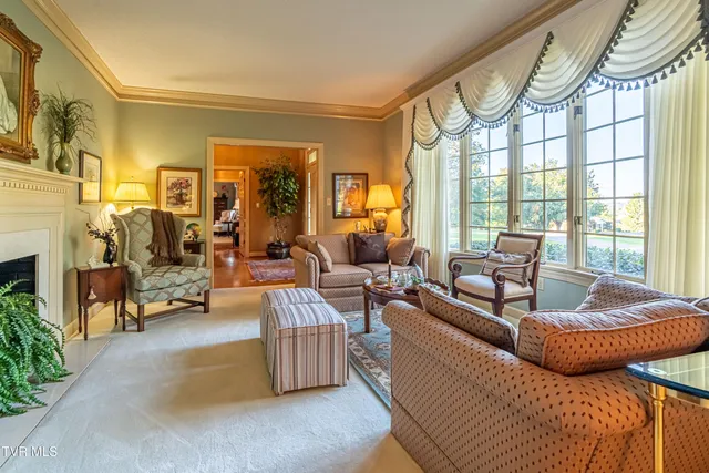 $805,000 | 19134 Amelia Drive, Abingdon, VA 24211