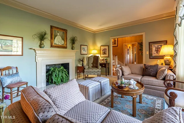 $805,000 | 19134 Amelia Drive, Abingdon, VA 24211