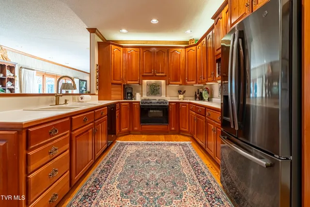 $805,000 | 19134 Amelia Drive, Abingdon, VA 24211