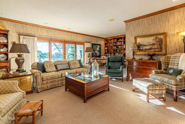 $805,000 | 19134 Amelia Drive, Abingdon, VA 24211