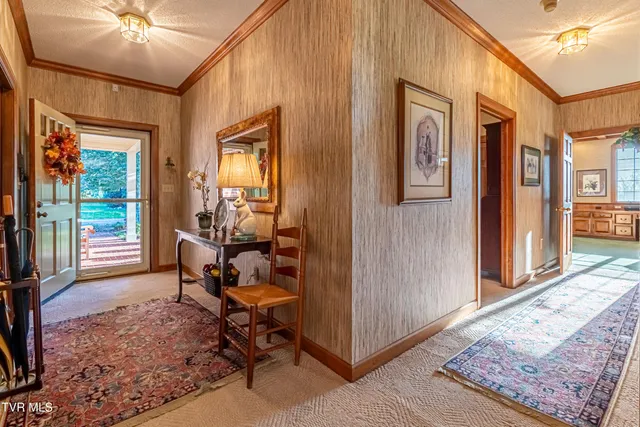 $805,000 | 19134 Amelia Drive, Abingdon, VA 24211