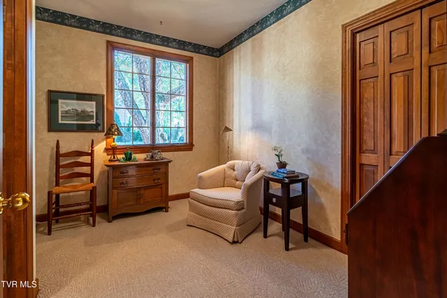 $805,000 | 19134 Amelia Drive, Abingdon, VA 24211