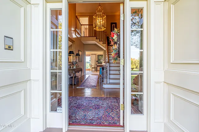 $805,000 | 19134 Amelia Drive, Abingdon, VA 24211