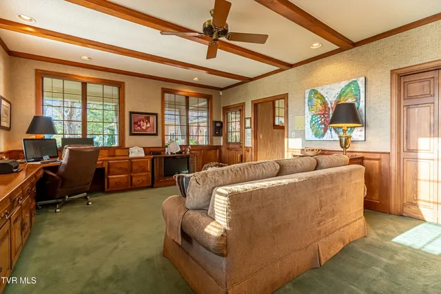 $805,000 | 19134 Amelia Drive, Abingdon, VA 24211