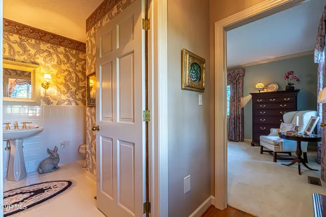 $805,000 | 19134 Amelia Drive, Abingdon, VA 24211