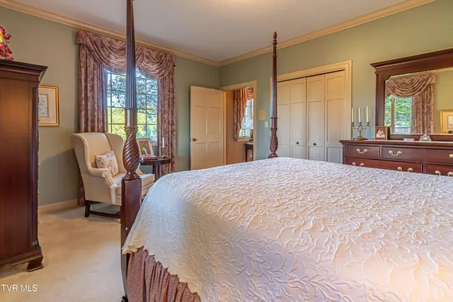 $805,000 | 19134 Amelia Drive, Abingdon, VA 24211