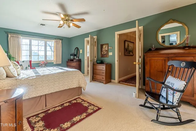 $805,000 | 19134 Amelia Drive, Abingdon, VA 24211