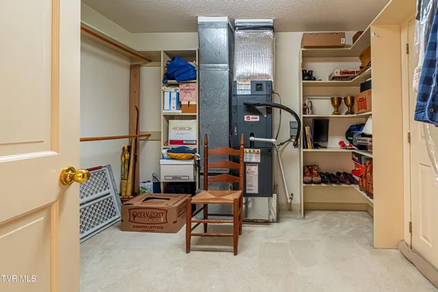 $805,000 | 19134 Amelia Drive, Abingdon, VA 24211