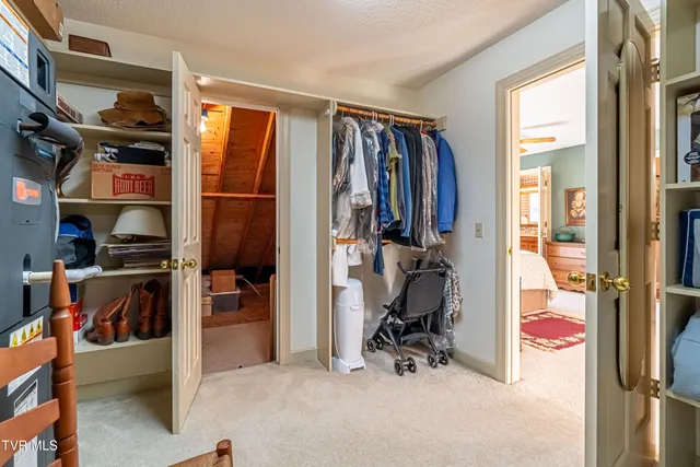 $805,000 | 19134 Amelia Drive, Abingdon, VA 24211