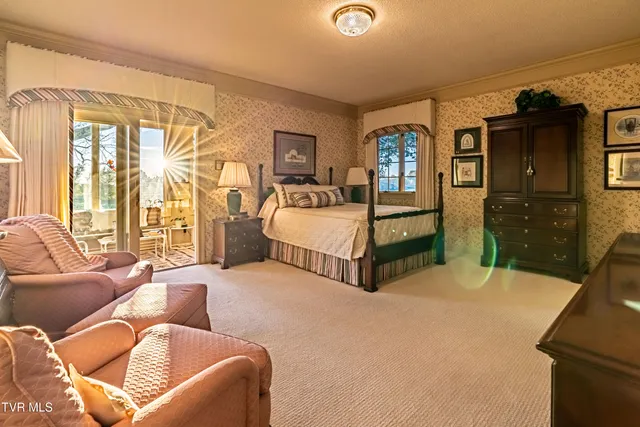 $805,000 | 19134 Amelia Drive, Abingdon, VA 24211