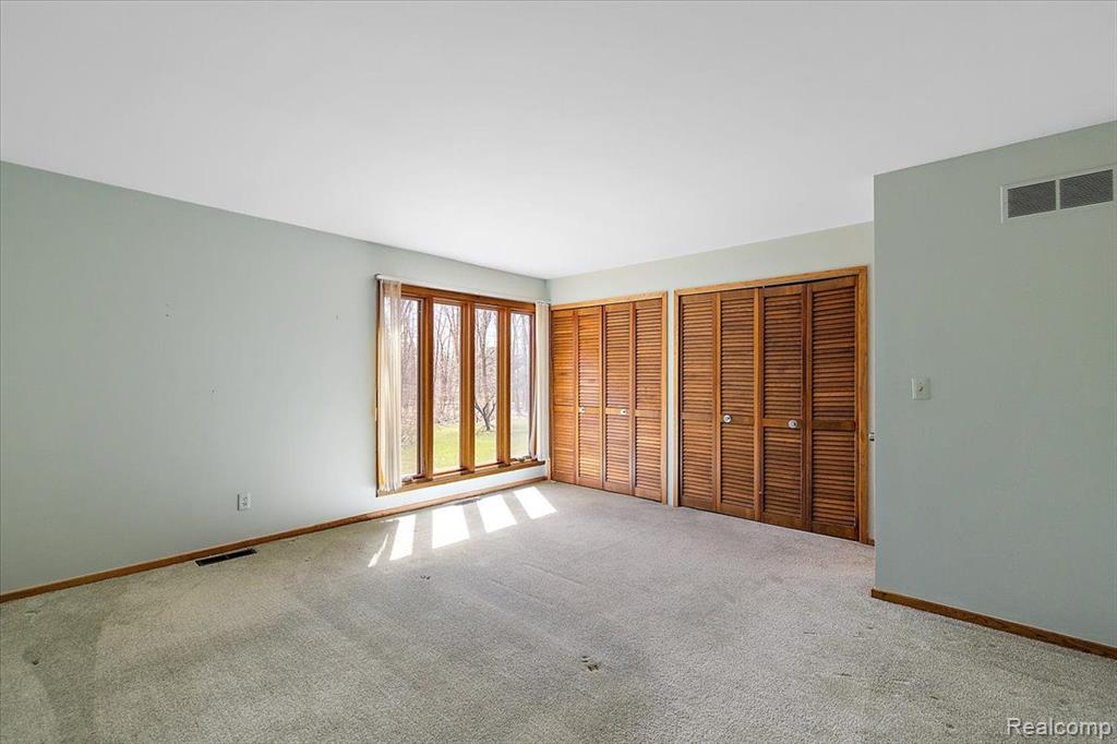 6145 Blue Beech Road Rochester Hills, MI 48306 - Photo 45 of 55