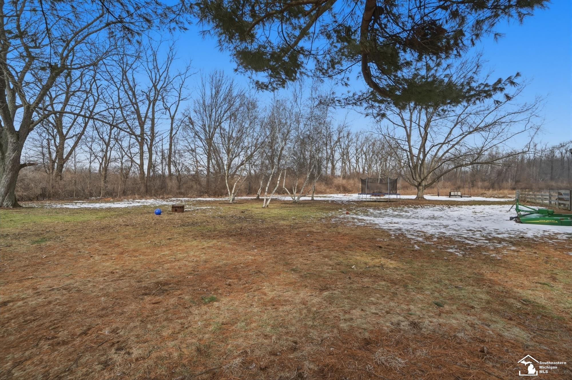 3640 West Erie Road Temperance, MI 48182 - Photo 94 of 99 50199773-d3b10f4e-4e7f-40ba-b187-c16610086a27.JPG