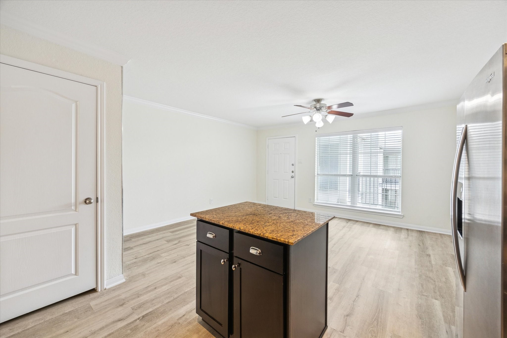 300 Pecore Street, Unit 29 Houston, TX 77009 - Photo 4 of 9